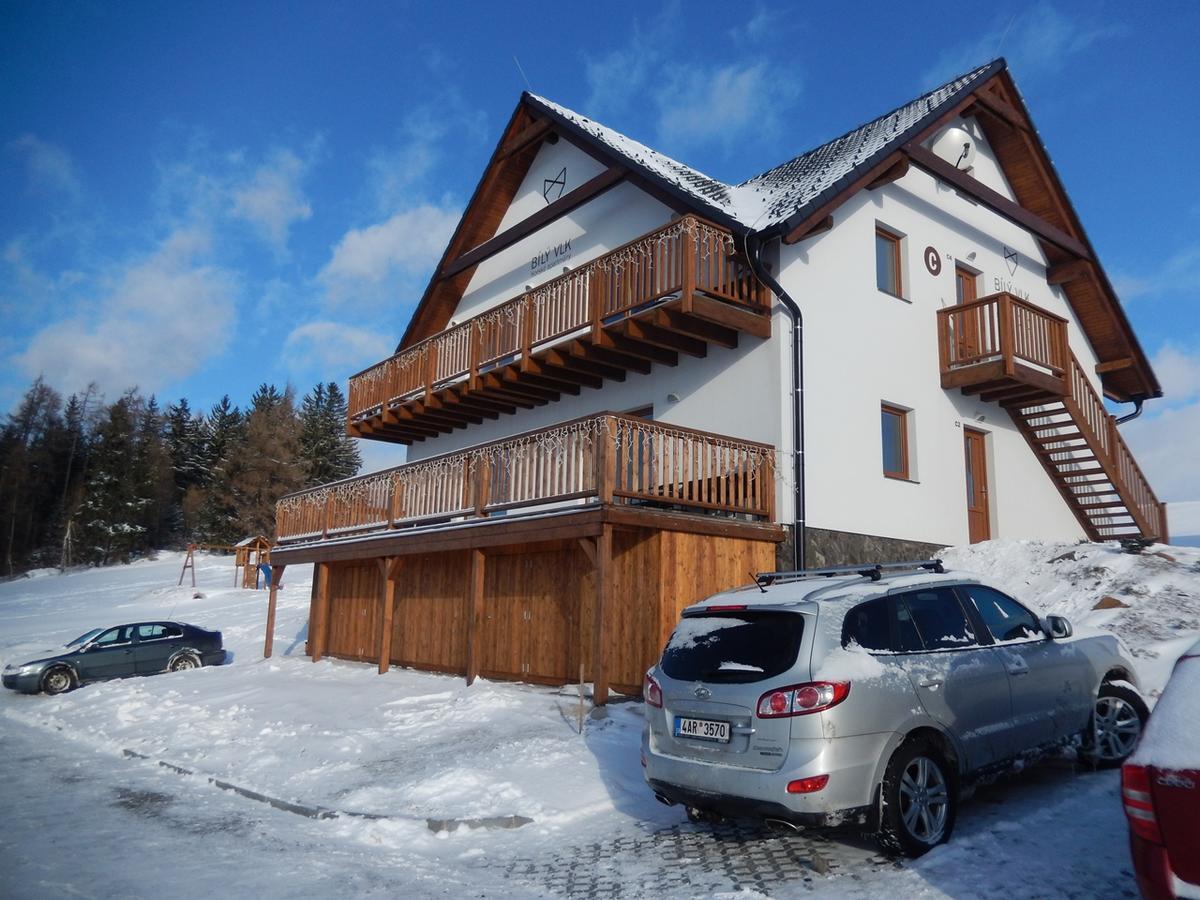 Horske Apartmany Bily Vlk Vaclavov u Bruntalu Dış mekan fotoğraf