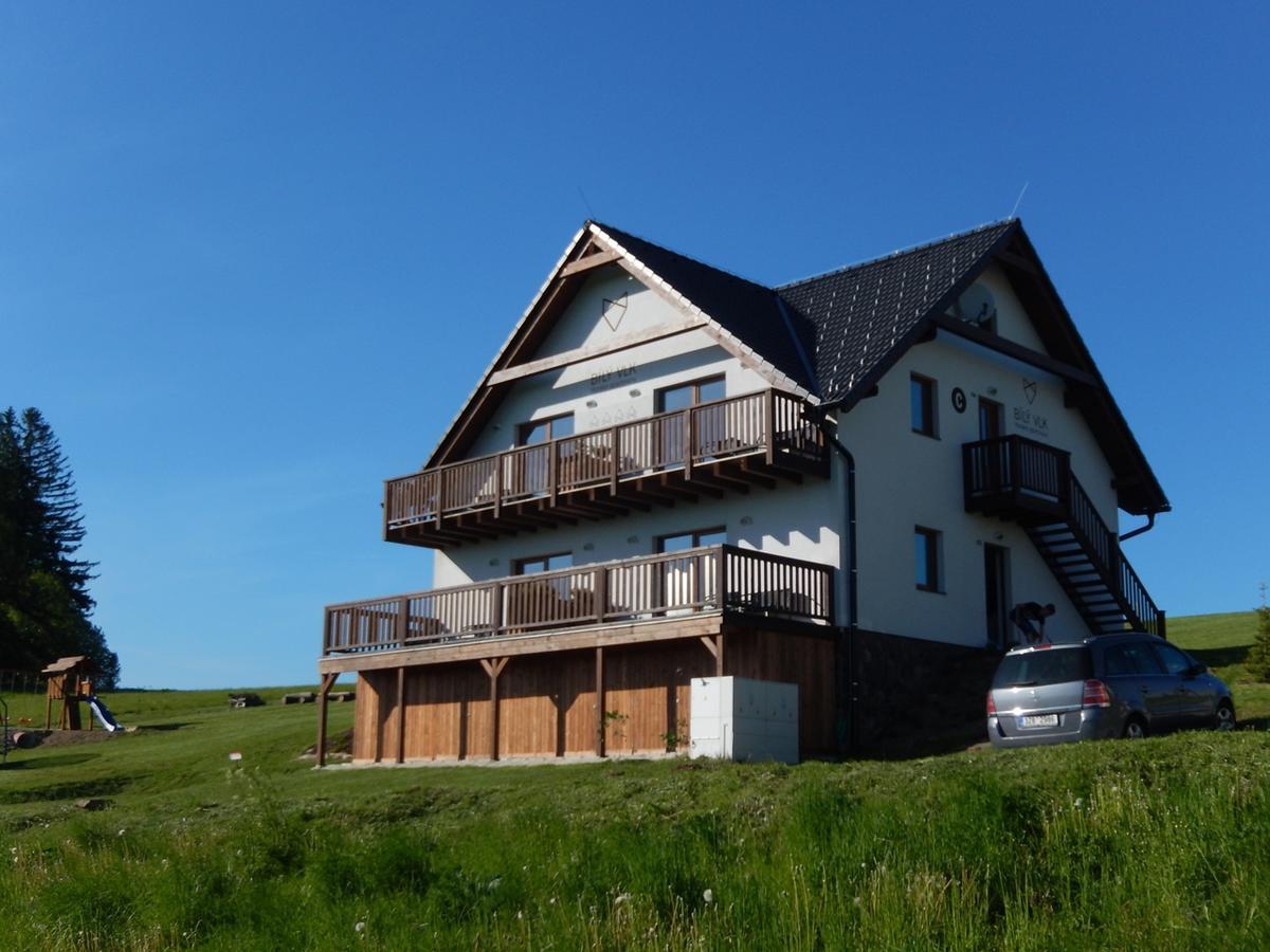 Horske Apartmany Bily Vlk Vaclavov u Bruntalu Dış mekan fotoğraf