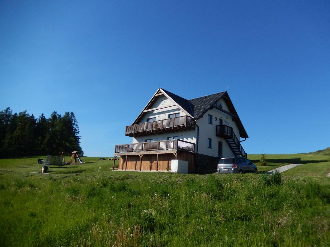 Horske Apartmany Bily Vlk Vaclavov u Bruntalu Dış mekan fotoğraf